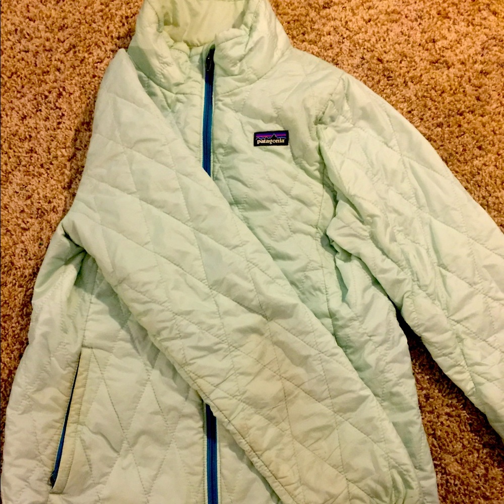 Patagonia puffer jacket
